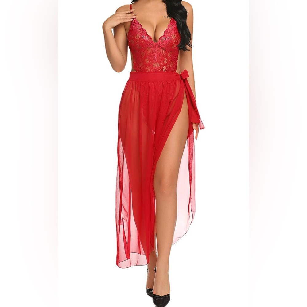 Dream girl 2 pc Set Size L, Mosiac Mesh Teddy with
Mesh Skirt - Rouge